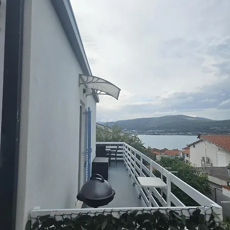 Apartment Tina Trogir Exterior photo