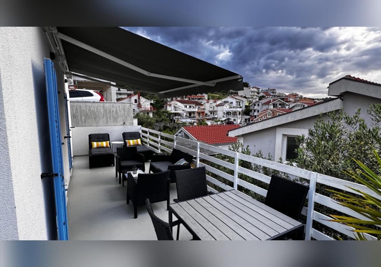 Tina Trogir